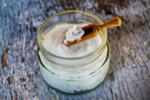 eco-friendly trends in cosmetics- coconut oil